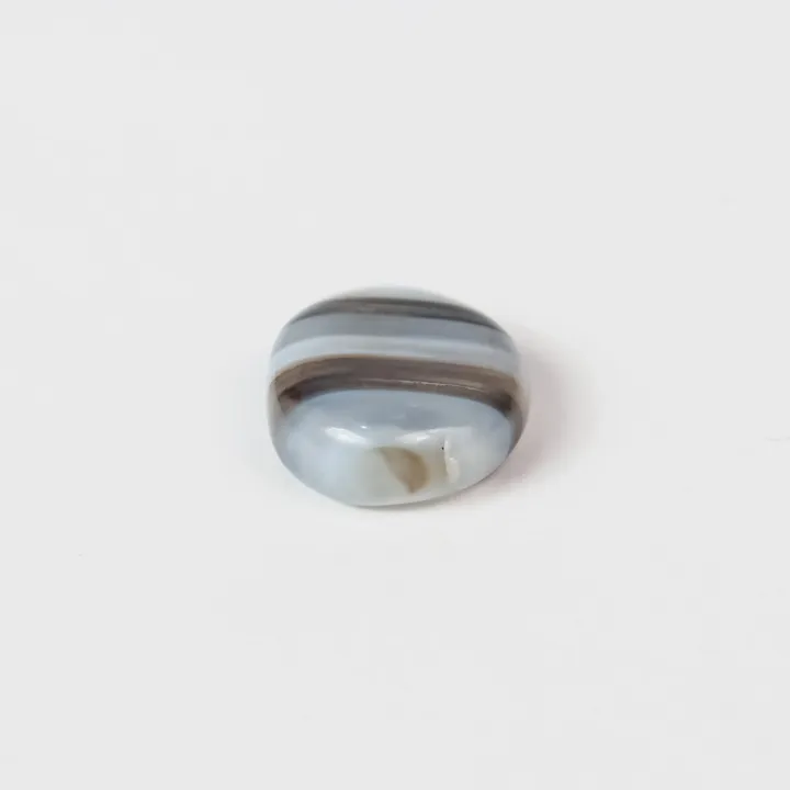 Black/White Color Normal Hakik Loose Stone (Per Carat) – Protection & Stability (According to Lal Kitab)
